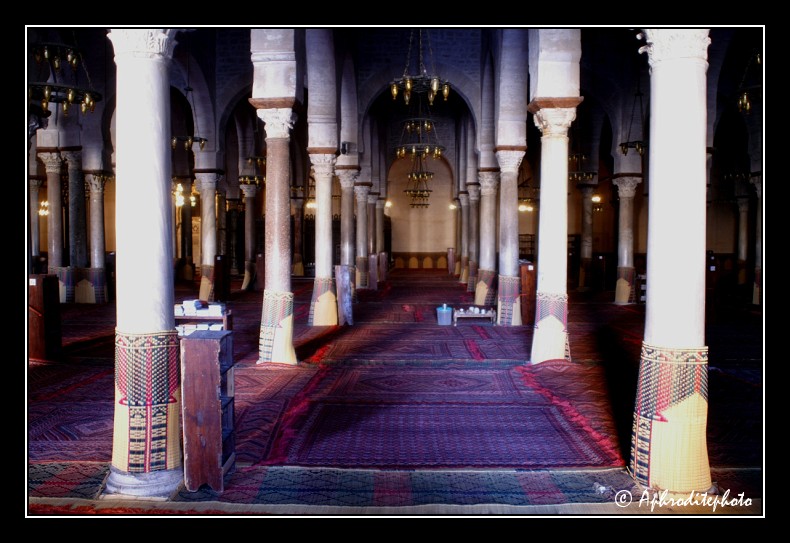 234 Kairouan, la grande mosquee